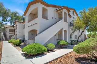 Photo #1: 2713377 Listing