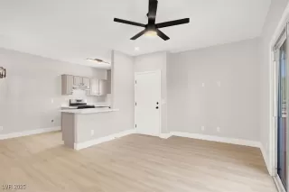 Photo #6: 2713377 Listing