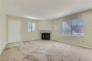 Photo #3: 2713412 Listing 