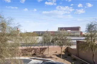 Photo #4: 2713460 Listing 