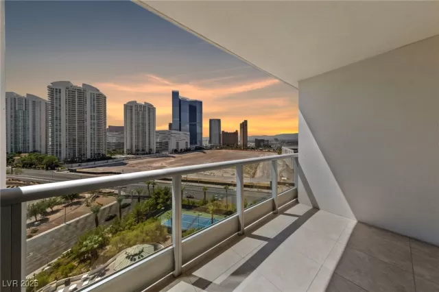 MLS: 2713470 Condo For Sale