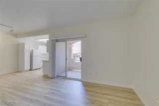 Photo #1: 2713479 Listing 