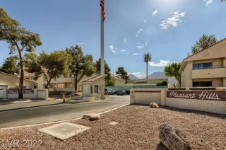 Photo #1: 2713504 Listing 