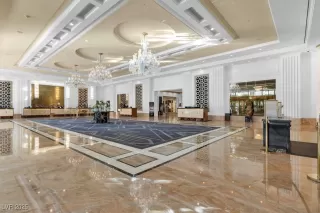 Photo #6: 2713560 Listing