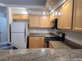 Photo #5: 2713563 Listing 