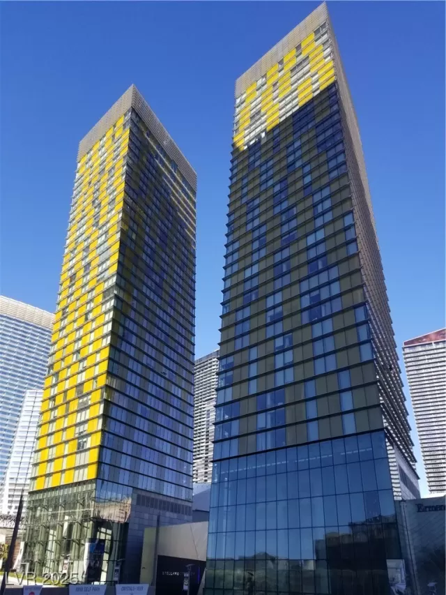 MLS: 2713590 Condo For Sale