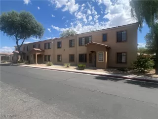 Photo #1: 2713598 Listing 