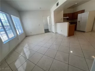 Photo #2: 2713598 Listing 