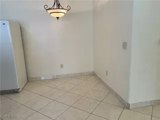 Photo #4: 2713598 Listing 