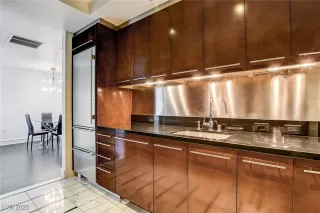 Photo #5: 2713601 Listing 