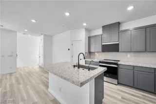 Photo #6: 2713610 Listing 