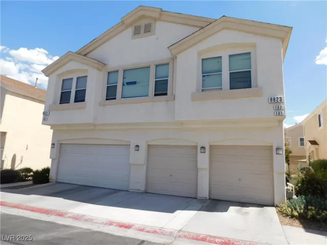 MLS: 2713619 Condo For Sale