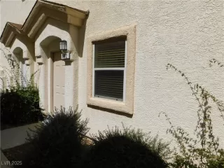 Photo #1: 2713619 Listing 