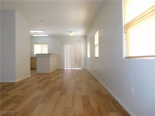 Photo #3: 2713619 Listing 