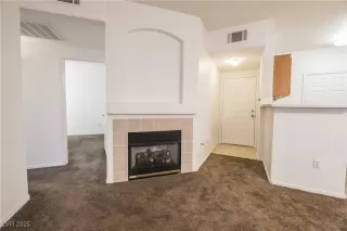 Photo #4: 2713620 Listing 