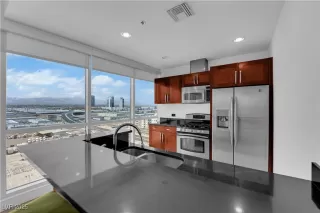 Photo #2: 2713625 Listing