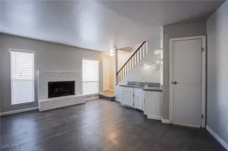 Photo #3: 2713632 Listing 