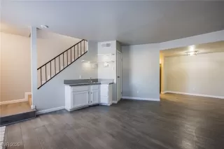 Photo #4: 2713632 Listing 