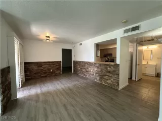 Photo #4: 2713640 Listing 