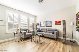 Photo #5: 2713662 Listing 