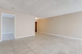 Photo #4: 2713666 Listing 