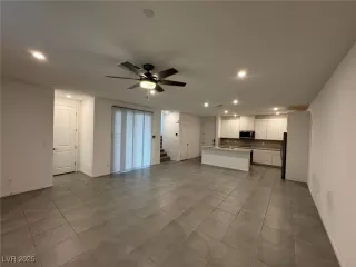 Photo #2: 2713676 Listing 