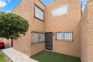 Photo #5: 2713751 Listing 