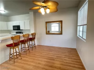 Photo #2: 2713775 Listing