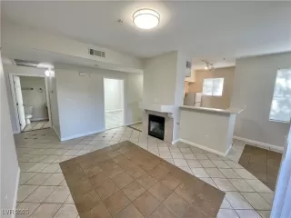 Photo #3: 2713808 Listing 
