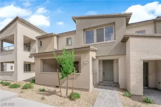 Photo #4: 2713819 Listing