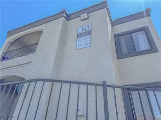 Photo #1: 2713838 Listing 