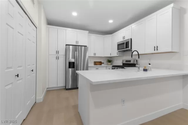 MLS: 2713847 Condo For Sale