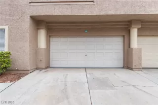 Photo #2: 2713847 Listing 