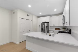 Photo #4: 2713847 Listing 