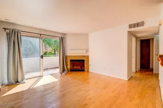 Photo #1: 2713853 Listing