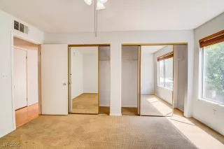 Photo #4: 2713853 Listing