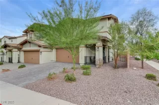 Photo #3: 2713877 Listing