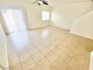 Photo #2: 2713880 Listing