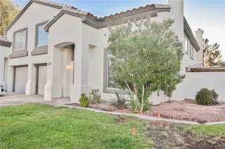 Photo #1: 2713887 Listing