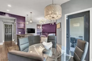 Photo #6: 2713898 Listing