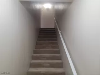 Photo #1: 2713916 Listing 