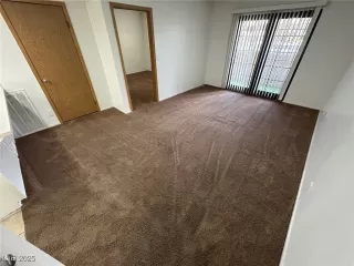 Photo #4: 2713919 Listing 