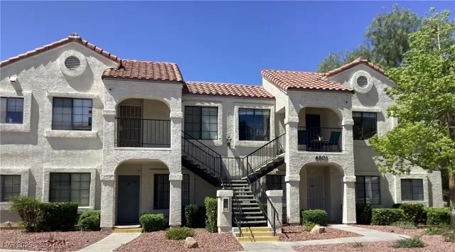 MLS: 2713949 Condo For Sale