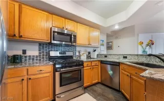 Photo #5: 2713955 Listing 