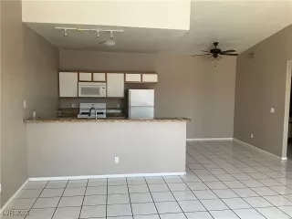 More Details about MLS # 2713981 : 4960 HARRISON DRIVE 201