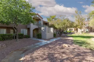 Photo #3: 2714010 Listing