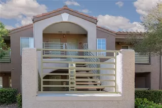 Photo #4: 2714010 Listing