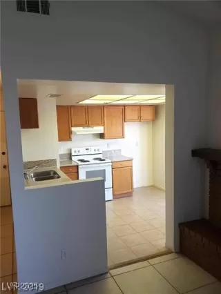 Photo #5: 2714045 Listing 