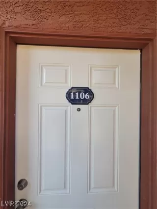 Photo #2: 2714046 Listing