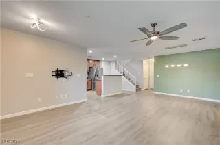 Photo #1: 2714064 Listing